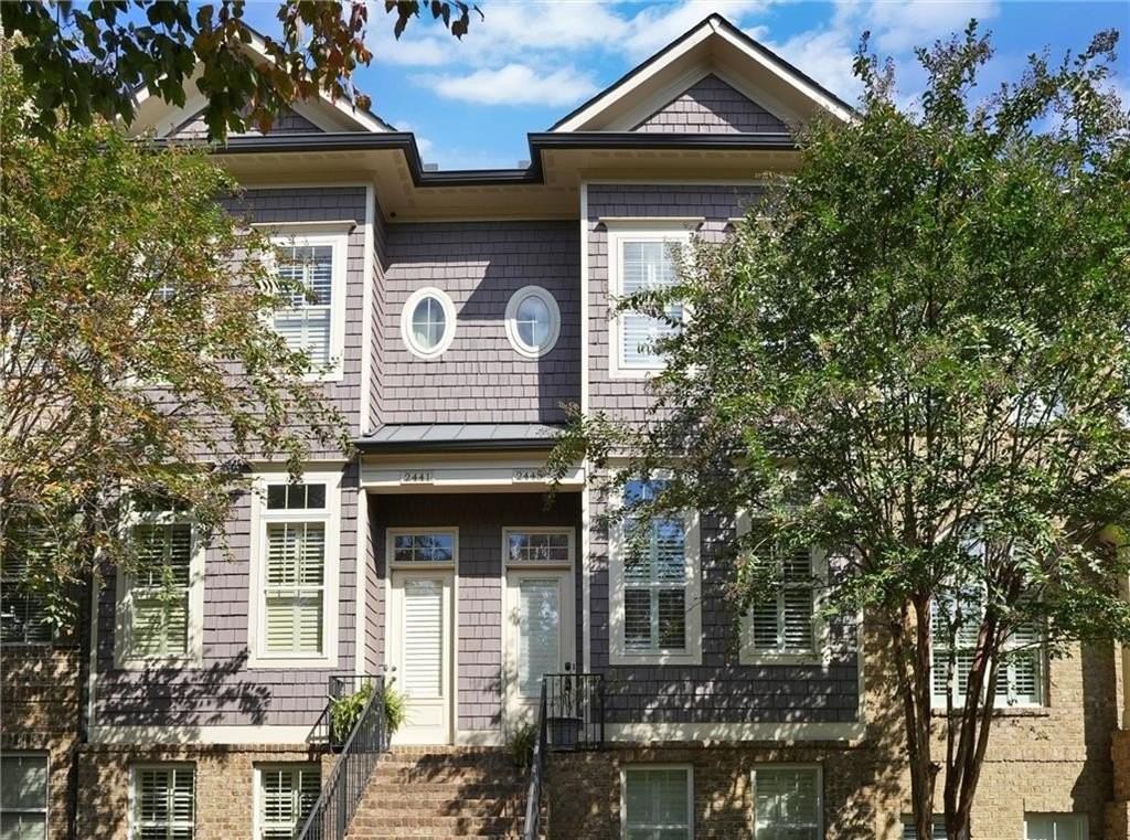 2443 Gatebury Cir - Photo 2 of 45