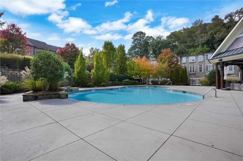 2443 Gatebury Cir - Photo 5 of 45