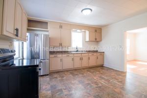 featured image of 728 Franklin St #1