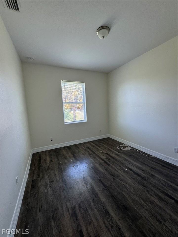 8036 Buttercup Cir - Photo 7 of 11