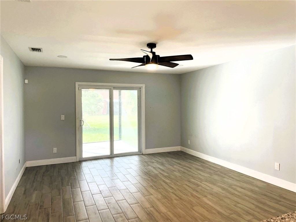 638 Se 13th Ave - Photo 2 of 10