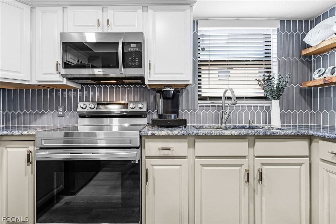 4260 Se 20th Pl #701 - Photo 7 of 36