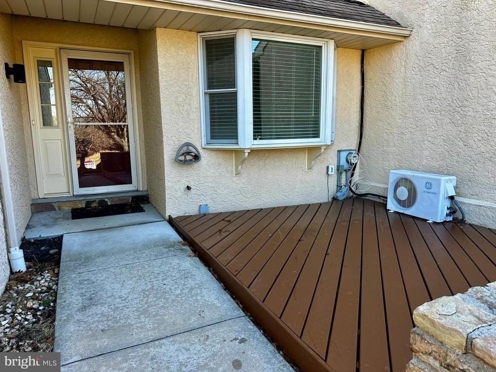 18 Dundee Mews - Photo 2 of 38