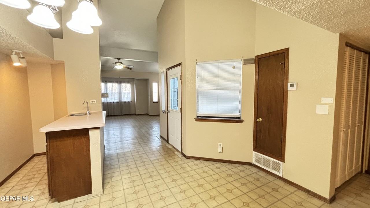 10960 Delafield Dr Unit A - Photo 7 of 17