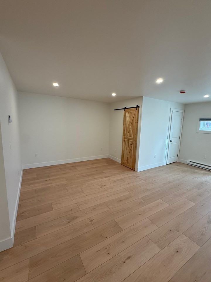 1141 Colorado Ave #1 - Photo 5 of 10