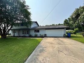 203 N Lake Dr - Photo 1 of 1