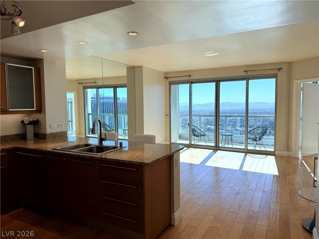 322 Karen Ave #2803 - Photo 7 of 50