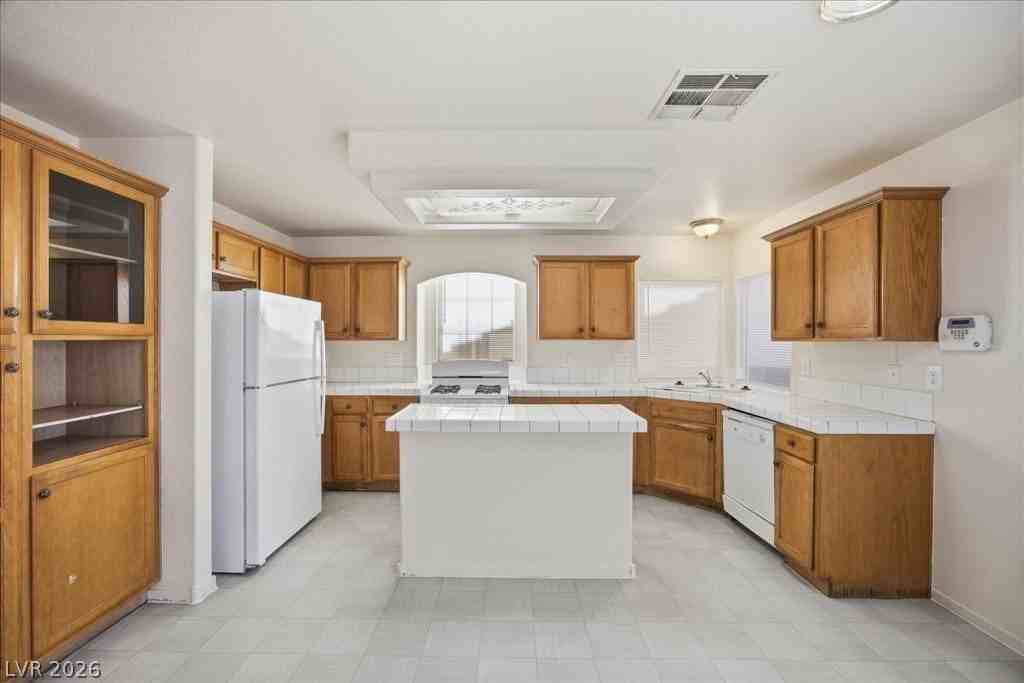 7435 Aurora Glow St - Photo 6 of 27