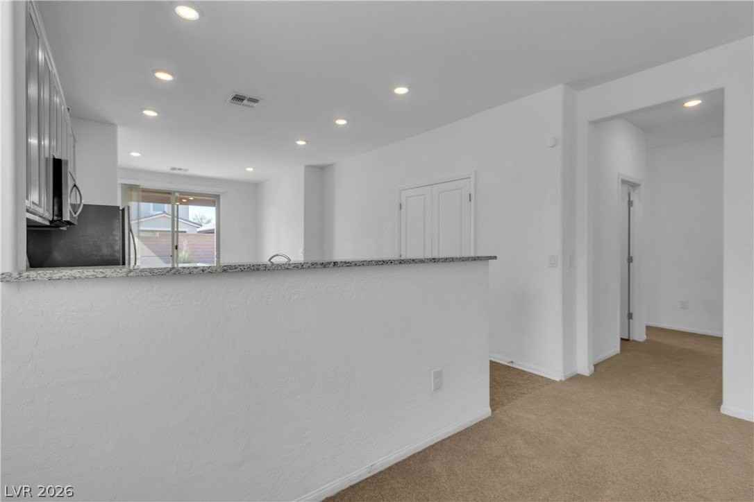 6919 Feather Hill St - Photo 4 of 21