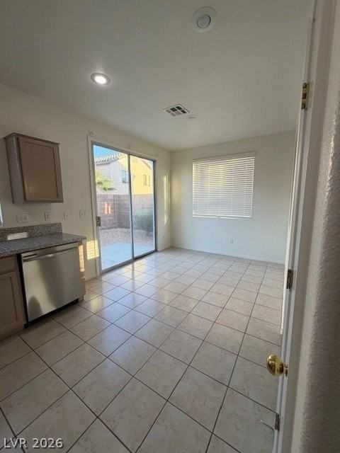 2660 Heathrow St - Photo 6 of 16