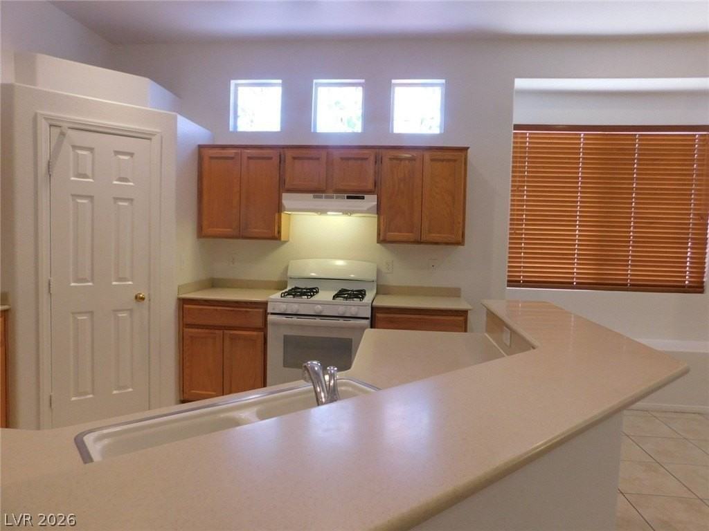 1108 Coral Rainbow Ave - Photo 4 of 23