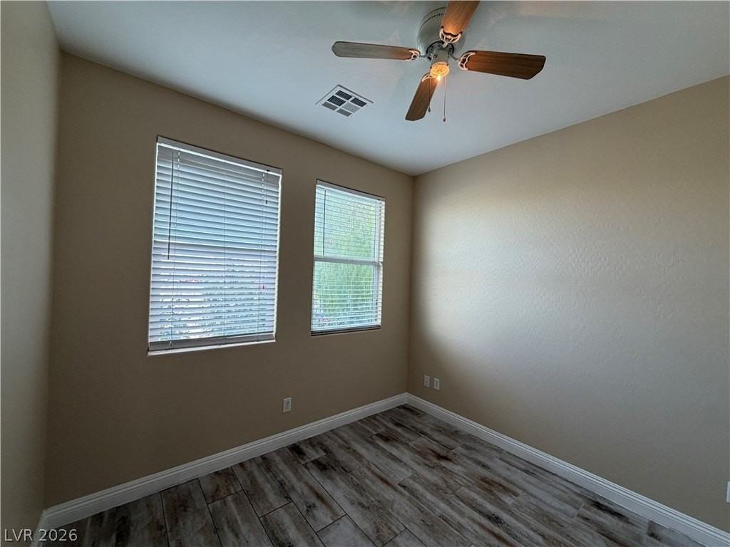 5669 Sleeping Creek St - Photo 5 of 29