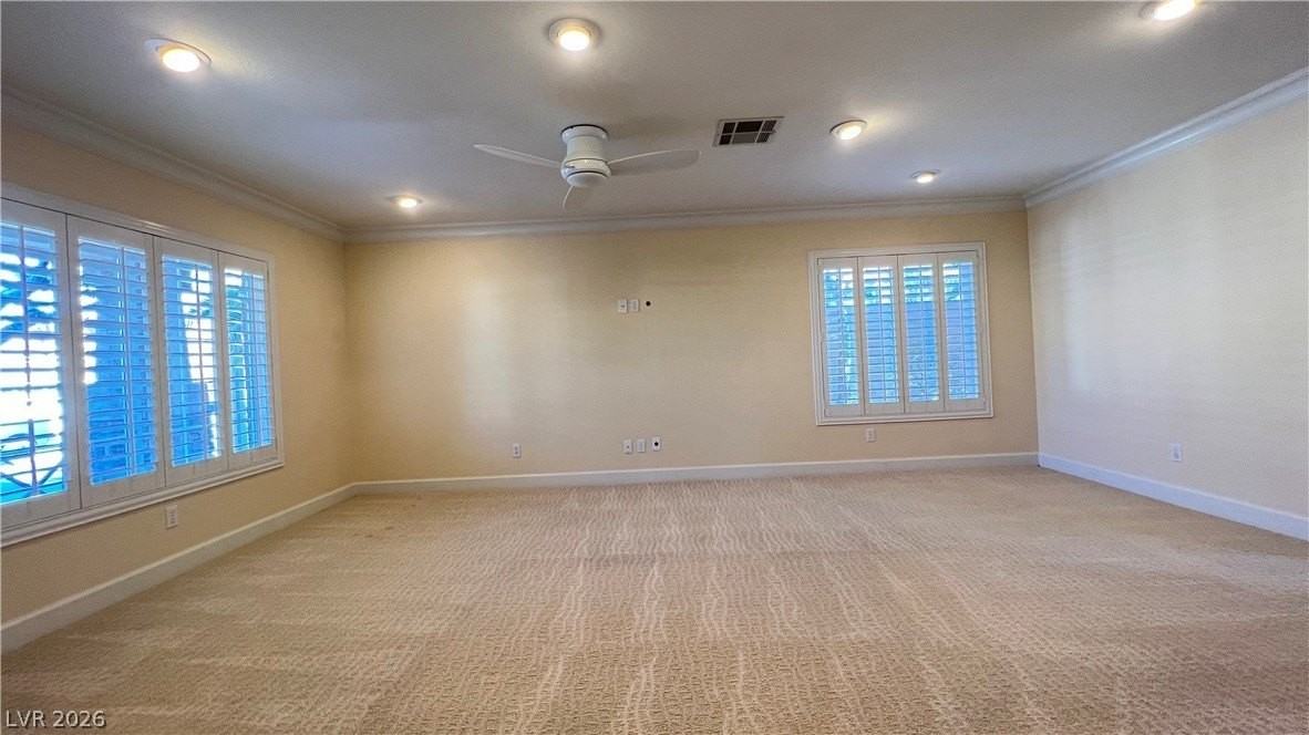 10121 Oakmoor Pl - Photo 7 of 37