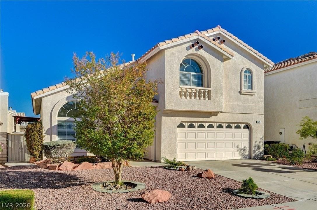 2546 Claridge Ave #0 - Photo 3 of 45