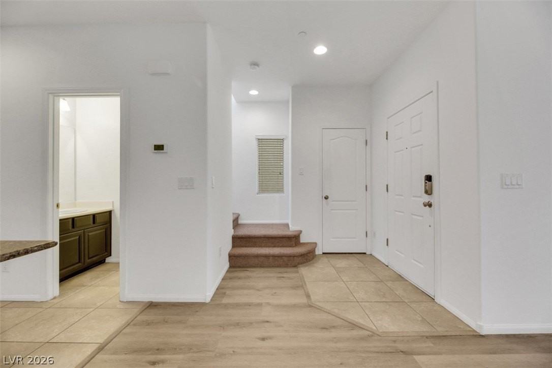 7605 Brocade Ct - Photo 3 of 18