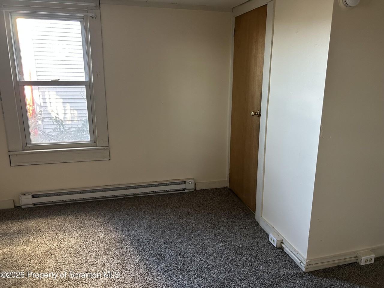 510 Moltke Avenue unit: Basement #3 - Photo 3 of 11