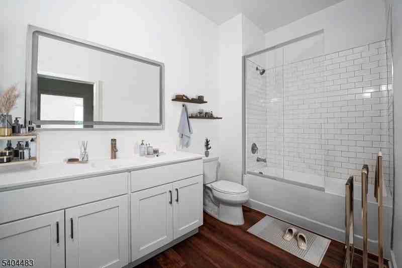 18 W Main St #407 - Photo 7 of 27