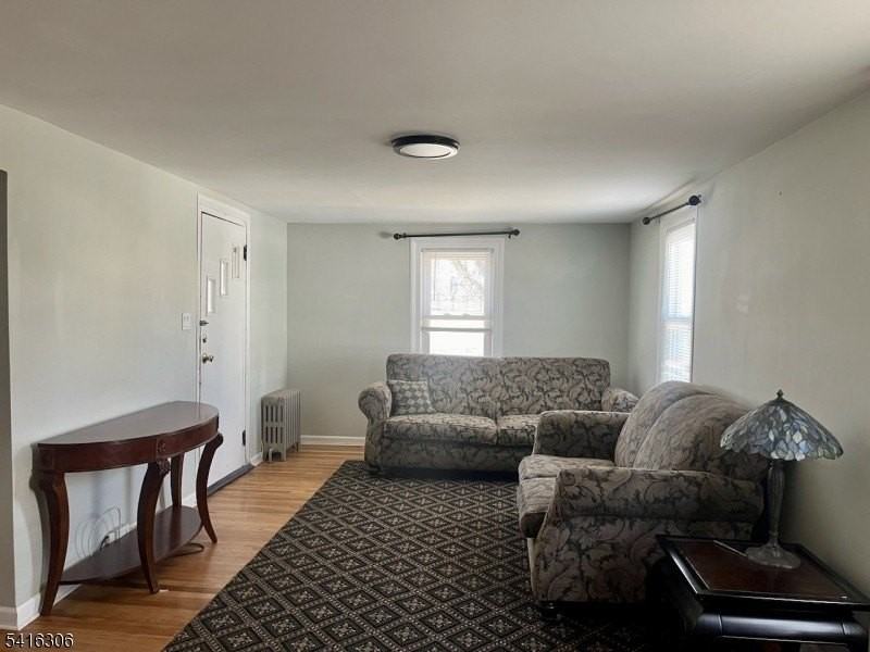 52 Maple Ave - Photo 4 of 10