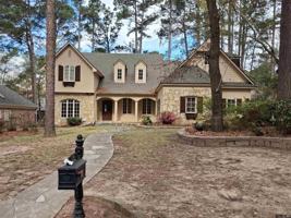 featured image of 3706 Woods Blvd