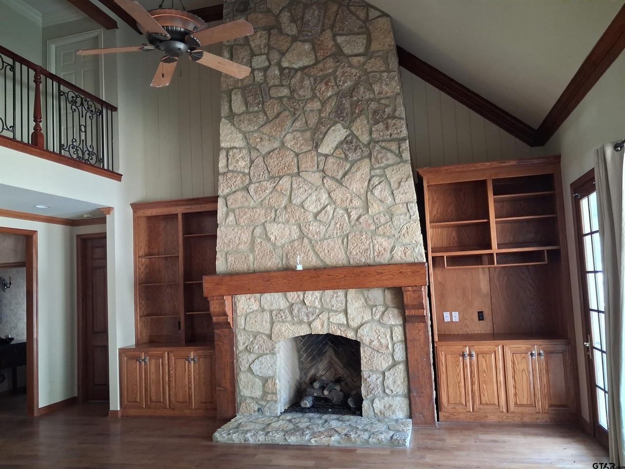 3706 Woods Blvd - Photo 5 of 28