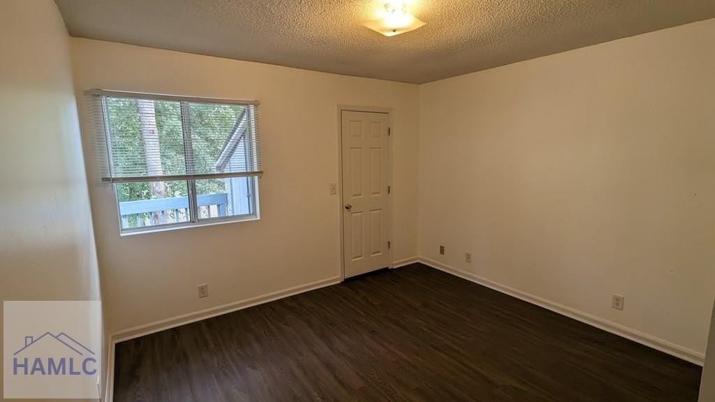 910 Brett Dr Apt 150 - Photo 3 of 10