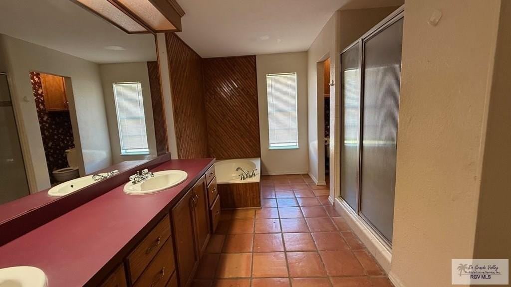 2117 S Arden St - Photo 7 of 17