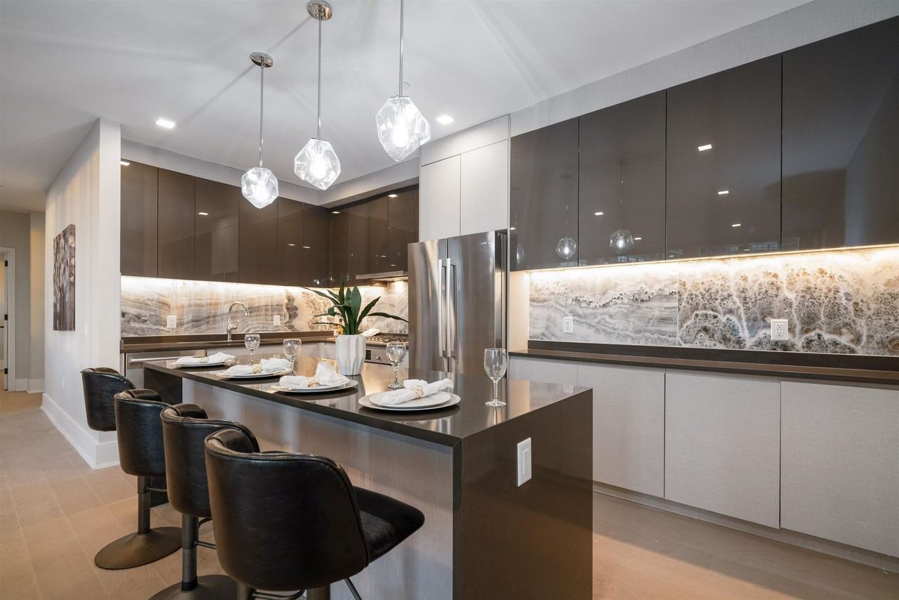 7101 River Rd #202B - Photo 6 of 26