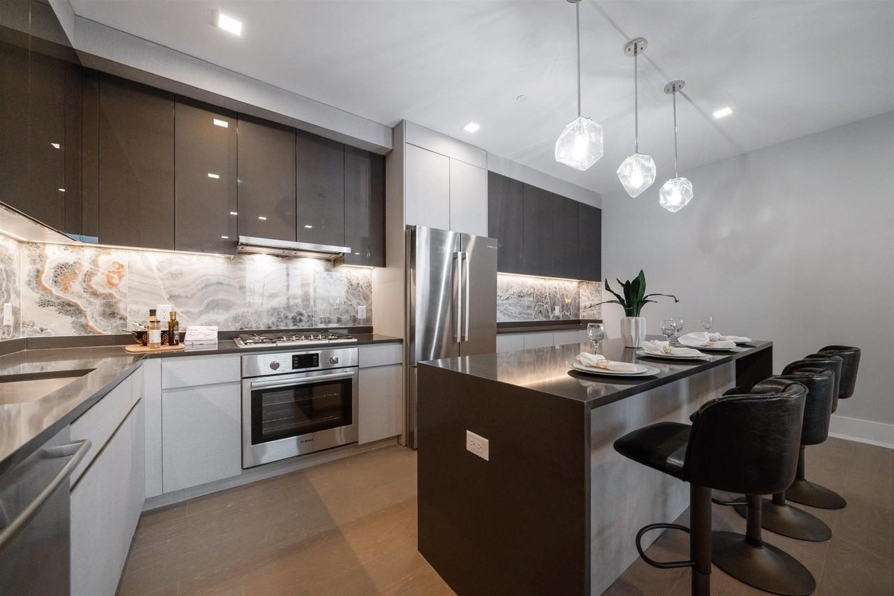 7101 River Rd #202B - Photo 7 of 26