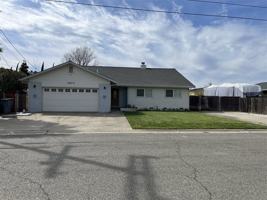 featured image of 2973 Carr Dr #1