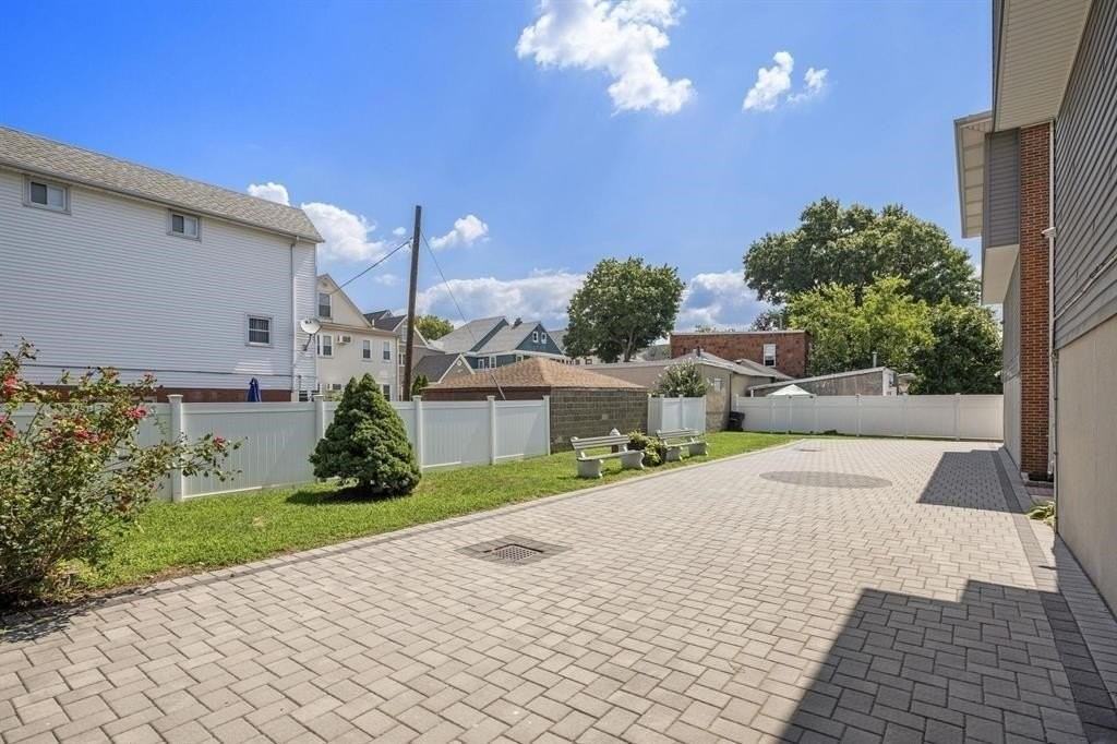 43 W 30th St #A - Photo 4 of 18