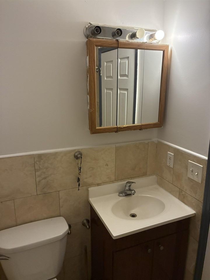 294 Randolph Ave #2 - Photo 6 of 11