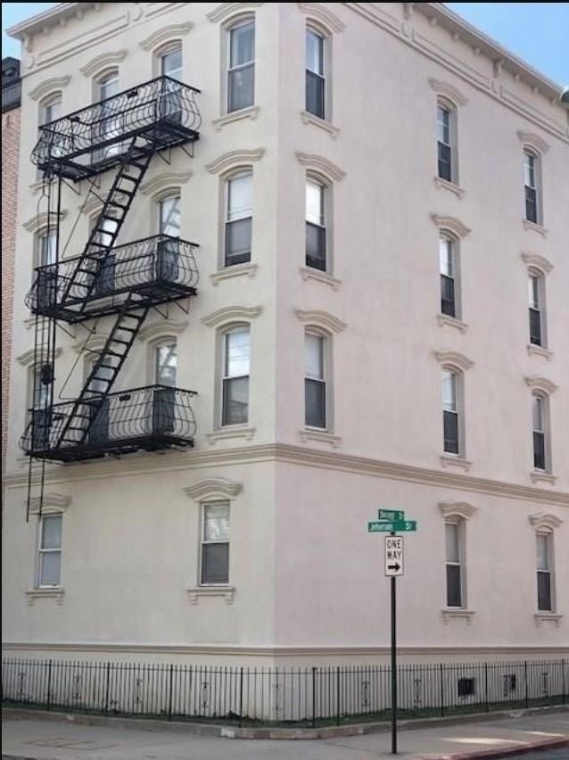 132 Jefferson St #2R - Photo 7 of 7