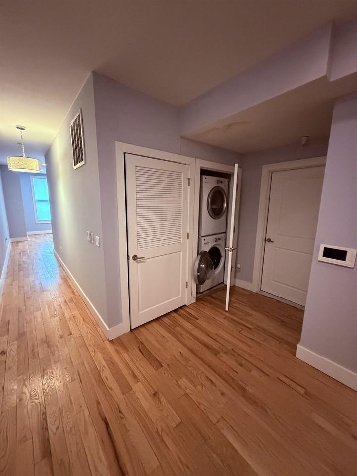 298 6th St - Photo 6 of 14