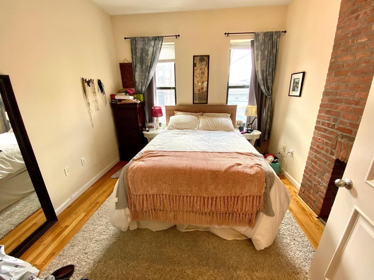 278 Monmouth St #3L - Photo 7 of 14