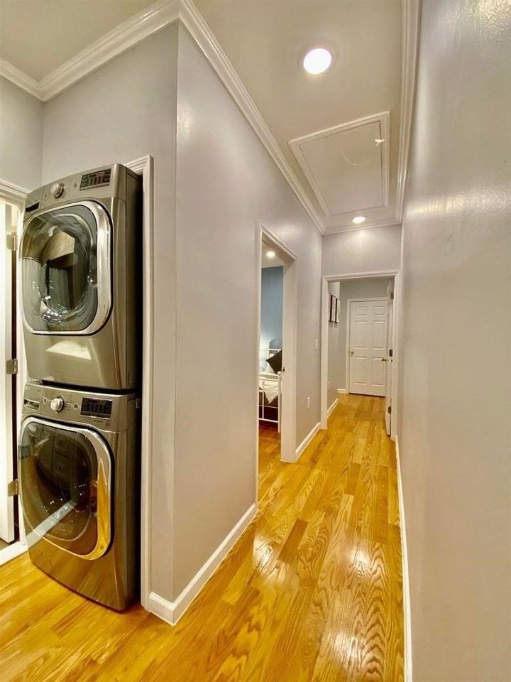 86 Oak St #A - Photo 3 of 18