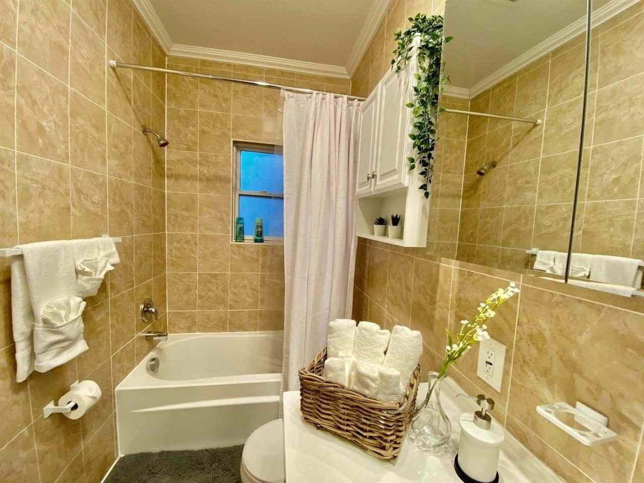 86 Oak St #A - Photo 6 of 18