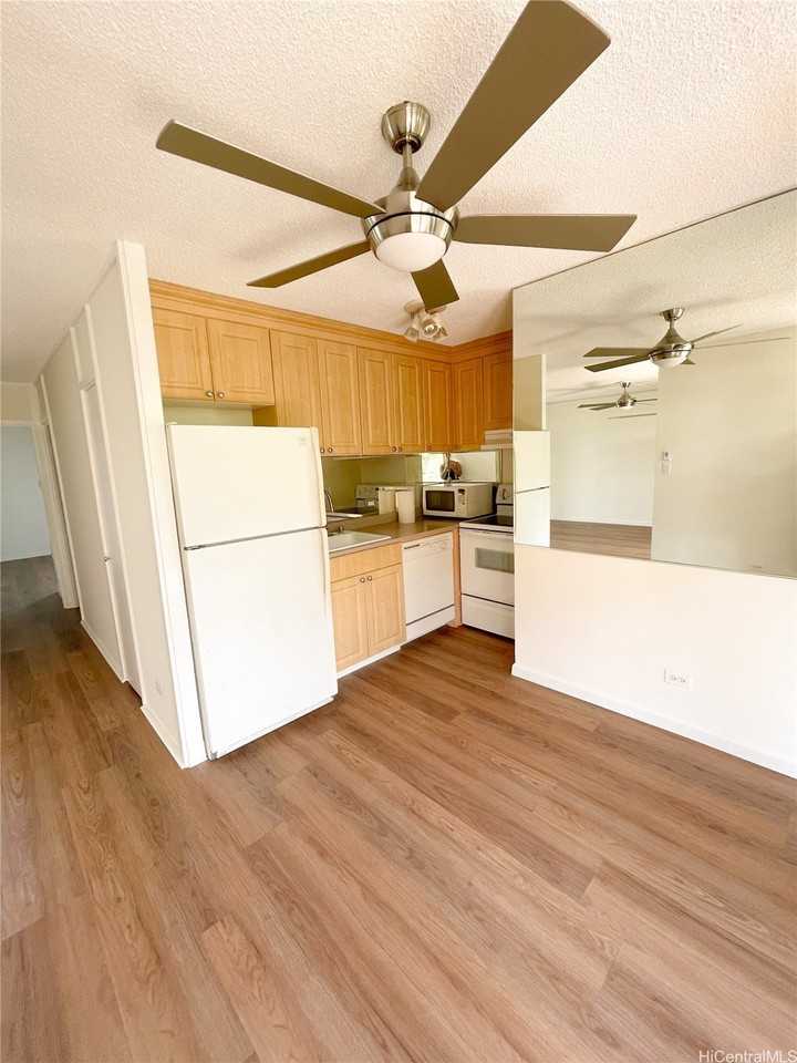 3103 Pualei Cir Unit 307 #307 - Photo 6 of 13