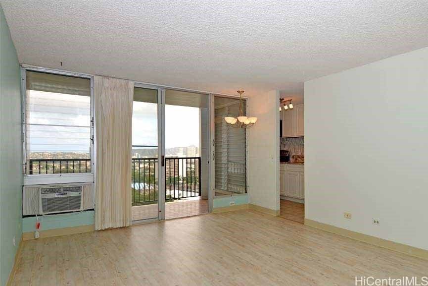 1541 Dominis St Apt 1901 - Photo 6 of 9