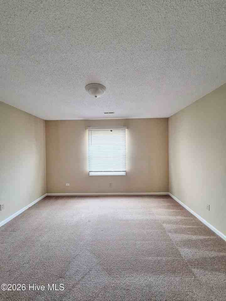 2005 Tiffany Dr - Photo 7 of 7