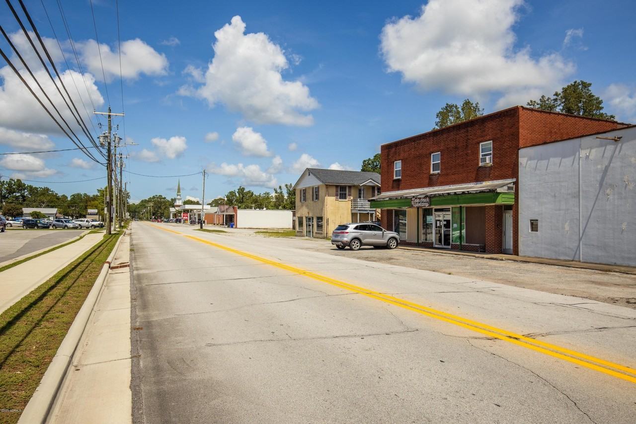 236 Chatham St Unit B - Photo 4 of 50