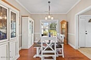 311 Holly Grove Ct W - Photo 7 of 30