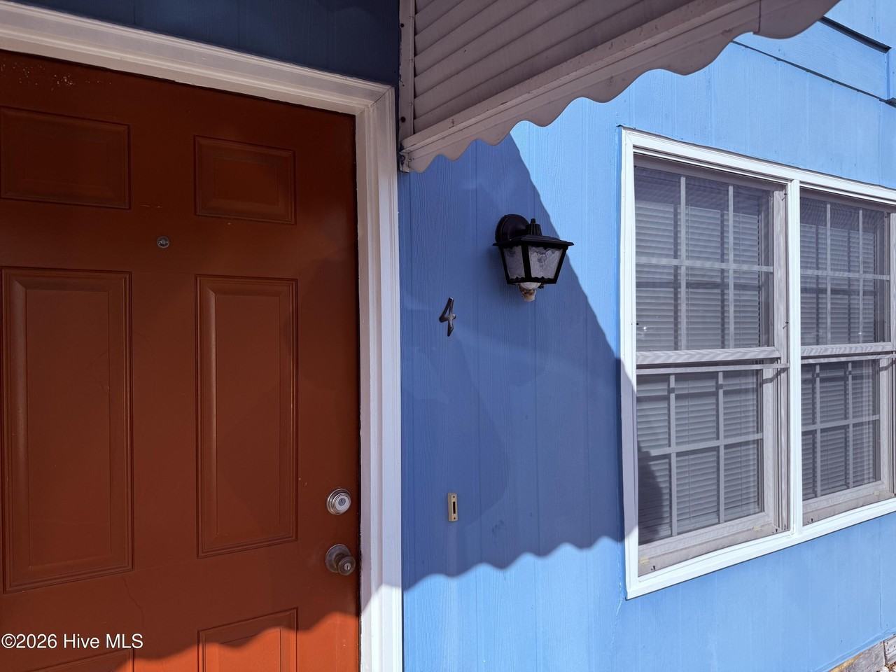 3810 Symi Cir Apt 4 - Photo 2 of 11