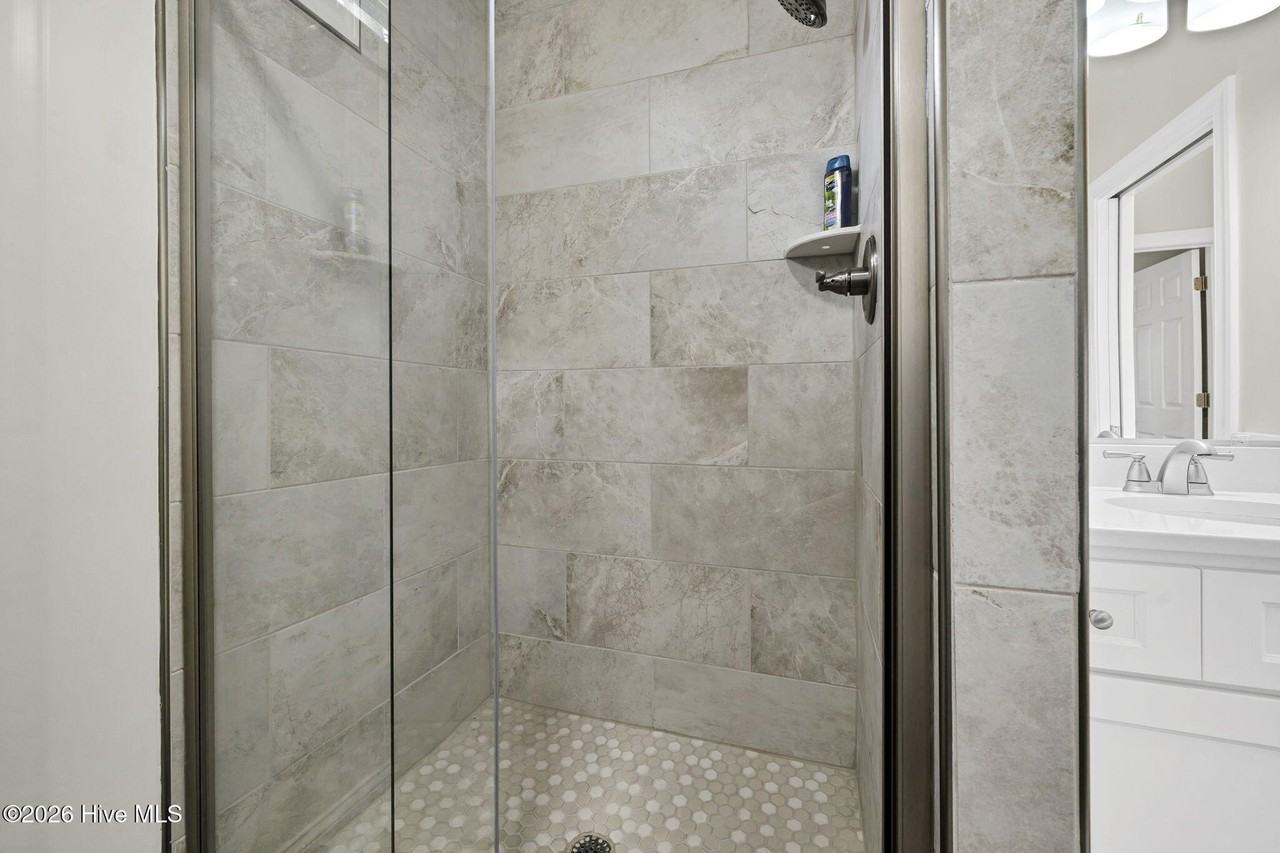 1405 Church St Unit A - Photo 7 of 10