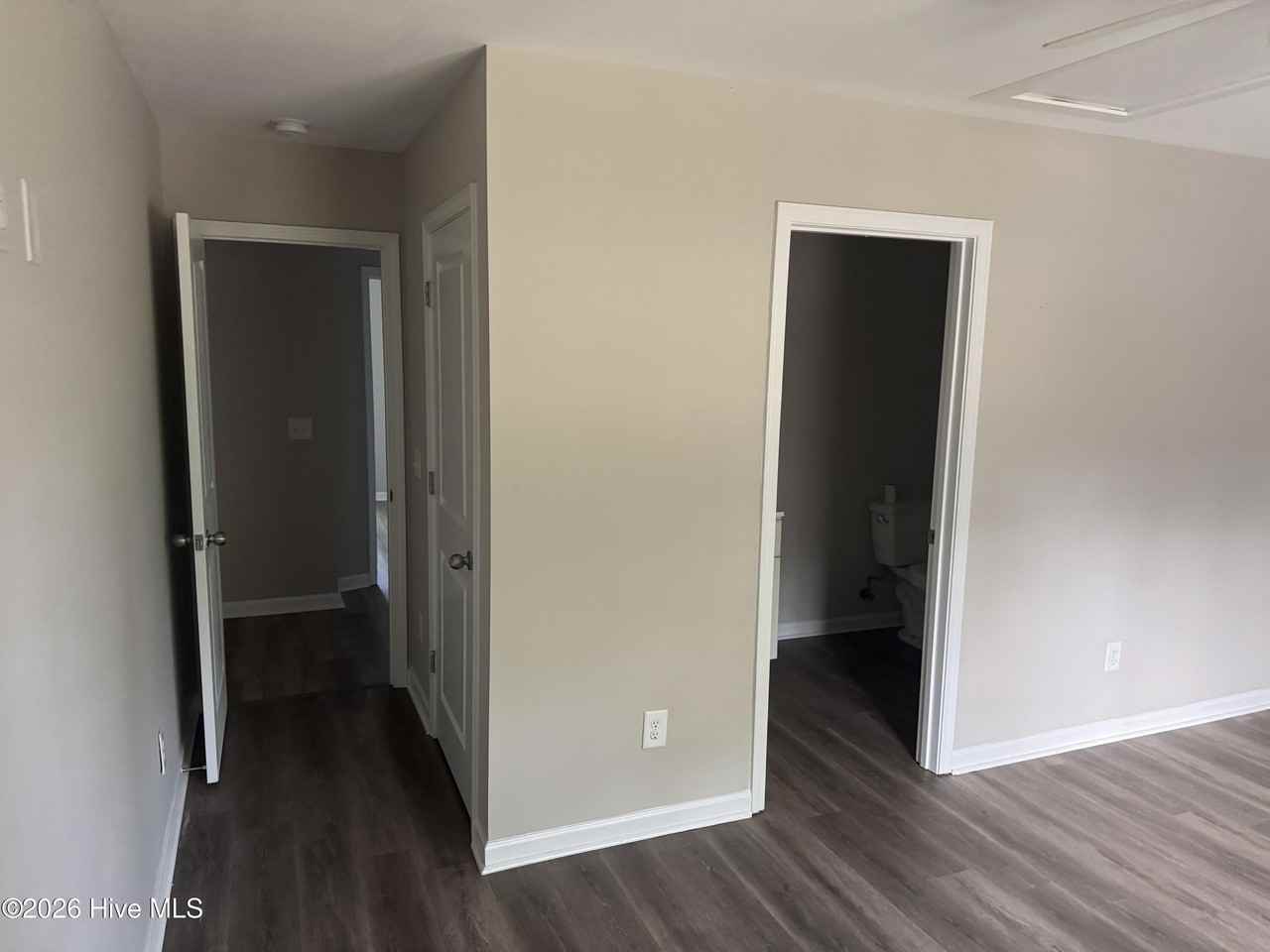 235 Greenville Ave - Photo 4 of 8