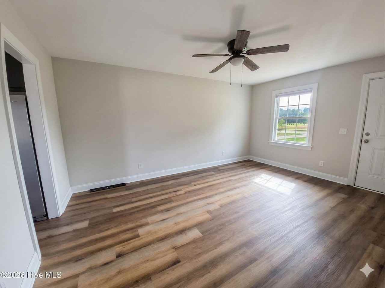 890 Breedlove Rd - Photo 4 of 4