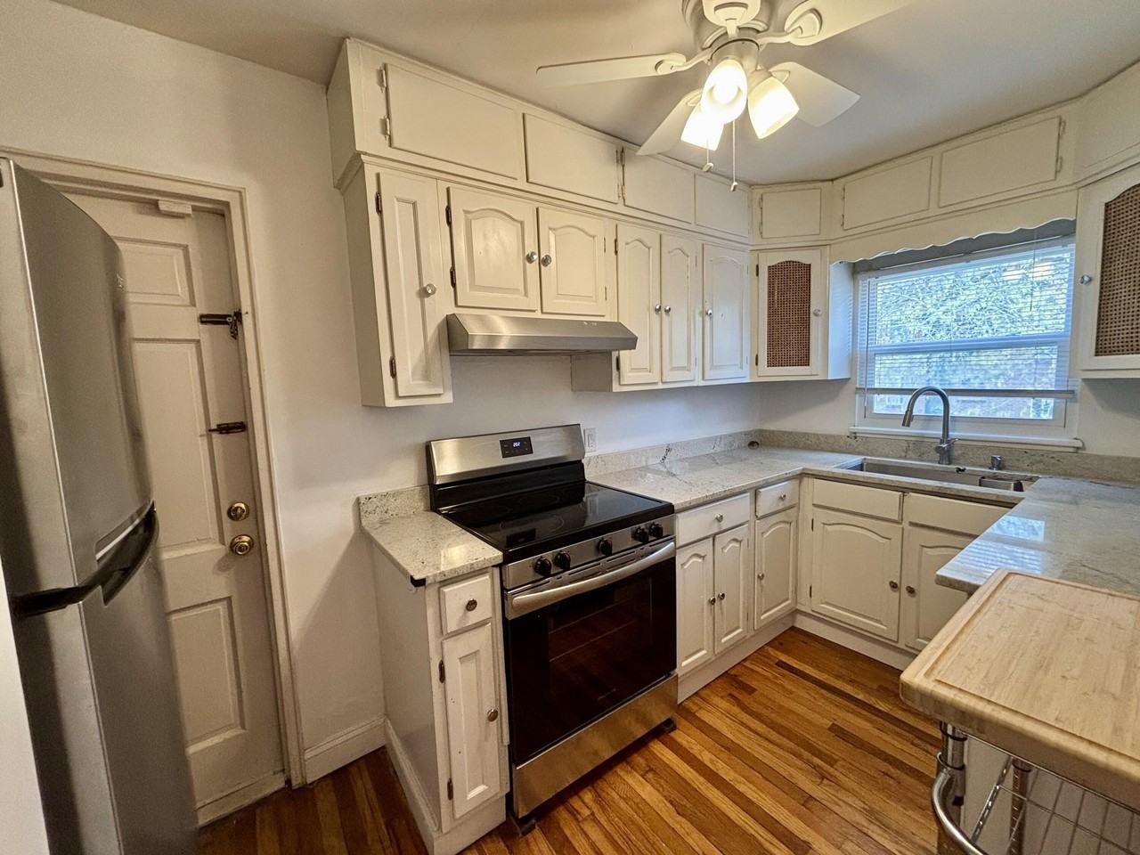 501 Milledge Rd Apt 17 - Photo 5 of 12