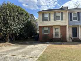 2448 Riverlook Dr - Photo 1 of 1