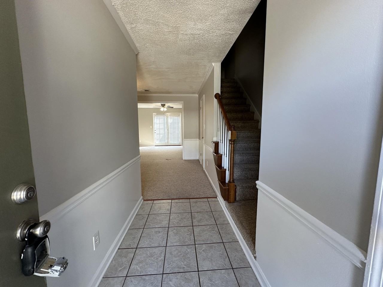 2448 Riverlook Dr - Photo 3 of 23