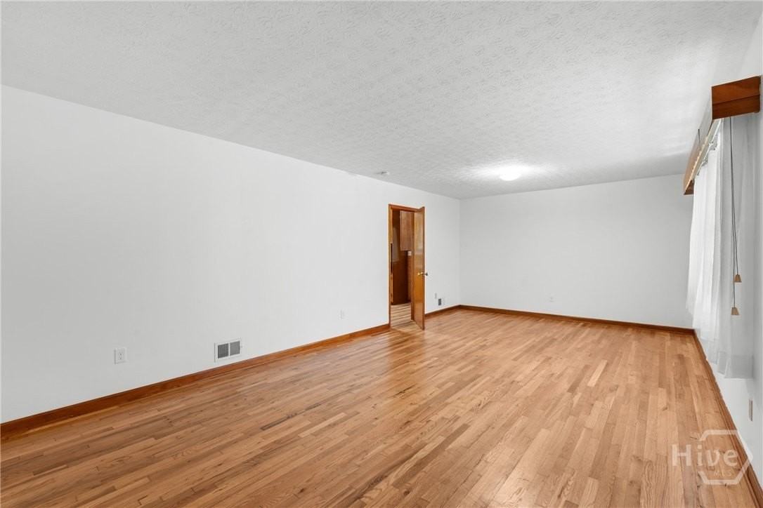 181 Heidt Rd - Photo 3 of 24