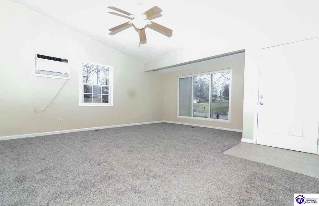 407 Knox Ave - Photo 6 of 24